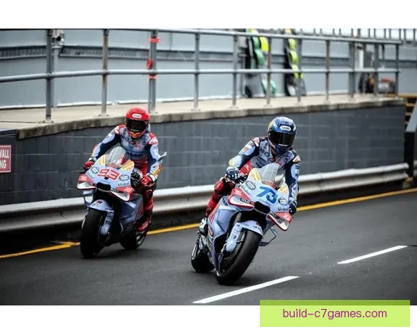 法拉利摩托车手在MotoGP赛季中展现绝对统治力